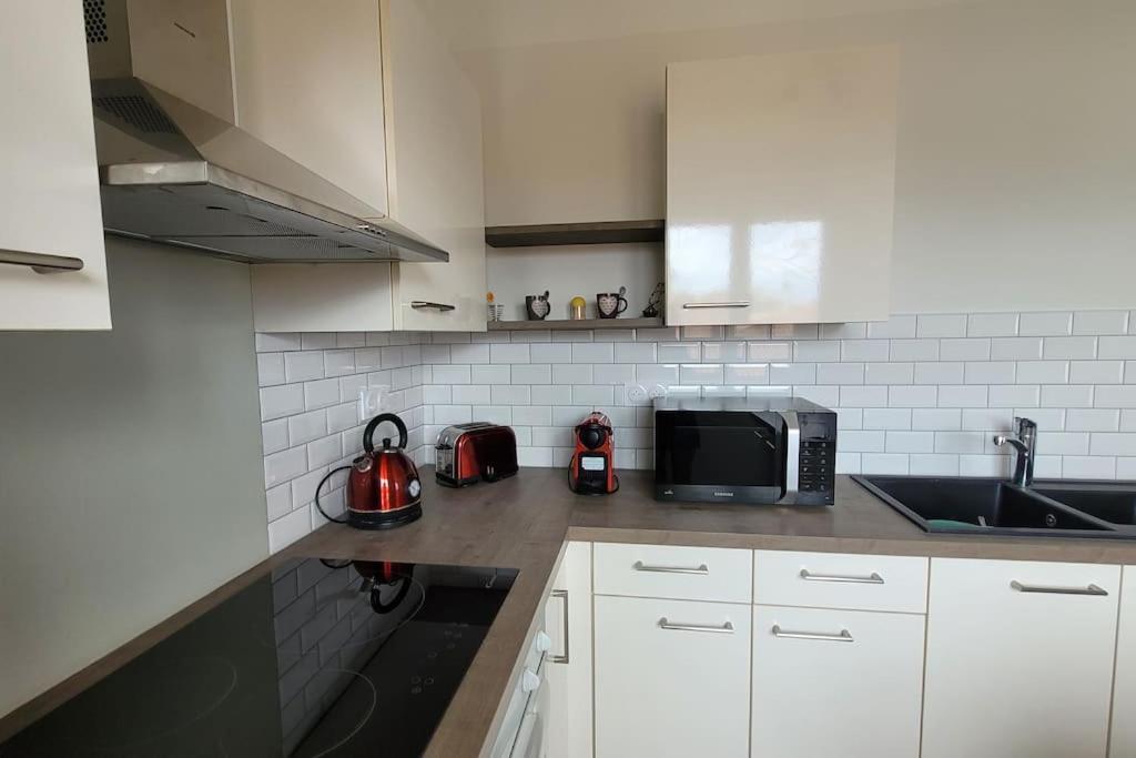 Bel Appartement T5 Neuf Avec 4 Chambres Tarbes Exterior foto